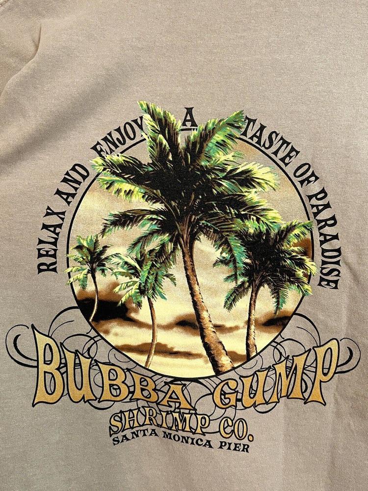 Y2K Bubba Gump Shrimp Co. T-shirt Santa Monica Double Sided Tan sz 2XL NWT - Picture 4 of 9